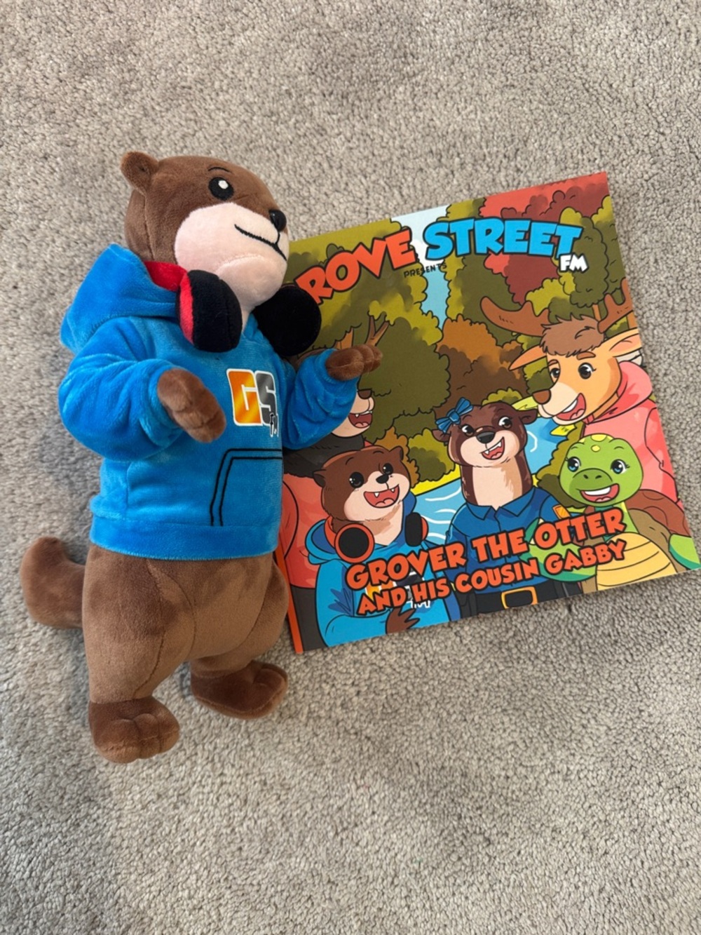 Grover the Otter Plus & Book Bundle